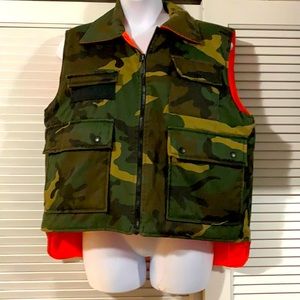 Northwest Territory Vest size Large